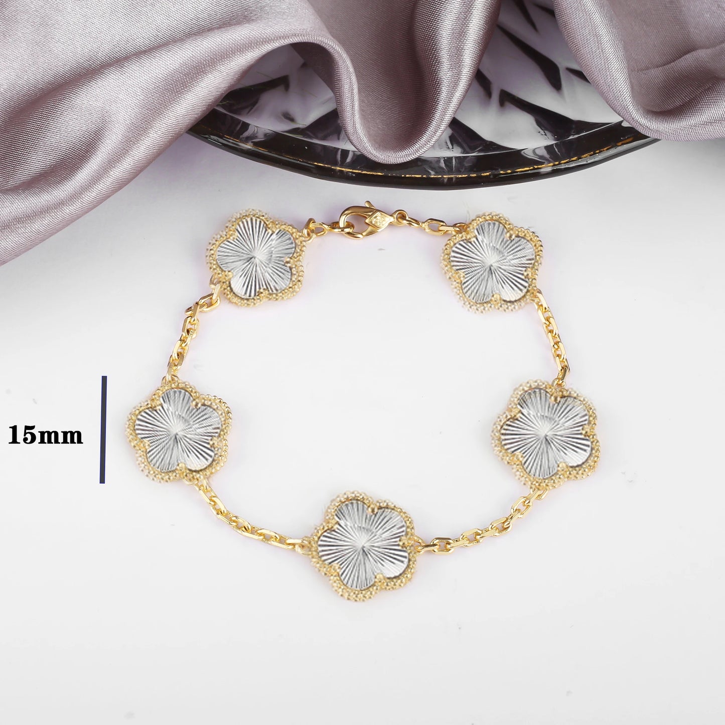 Five-Leaf Flower Pendant Bracelets