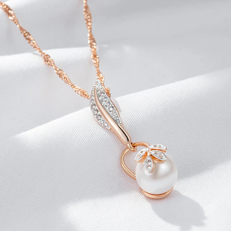 Leaves Pearl Pendant Necklace